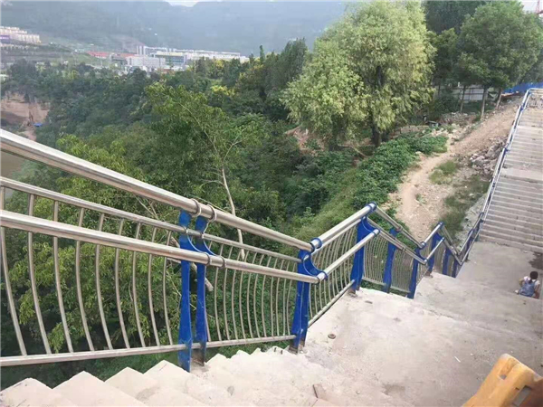 威海不锈钢桥梁栏杆