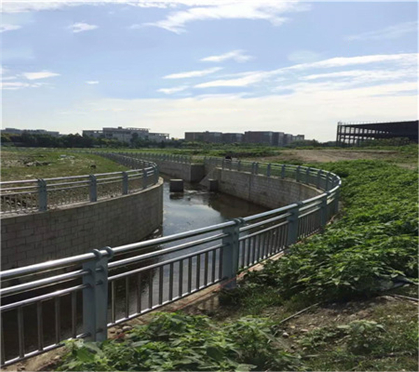 威海不锈钢复合管河道景观护栏